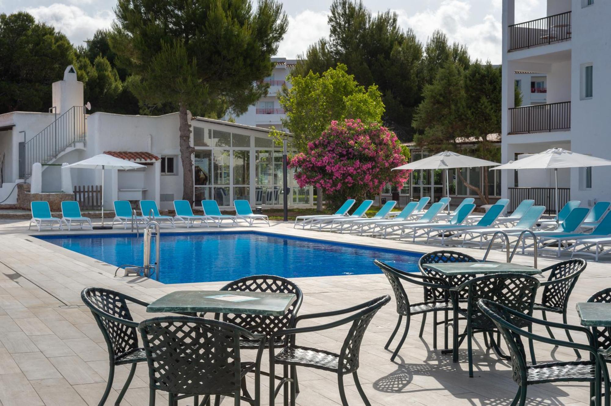 Aparthotel Vibra Club Maritim San Antonio  Ngoại thất bức ảnh