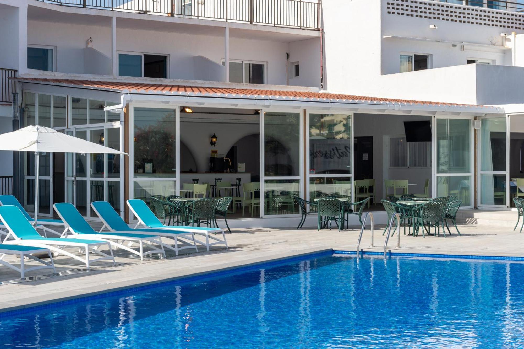Aparthotel Vibra Club Maritim San Antonio  Ngoại thất bức ảnh